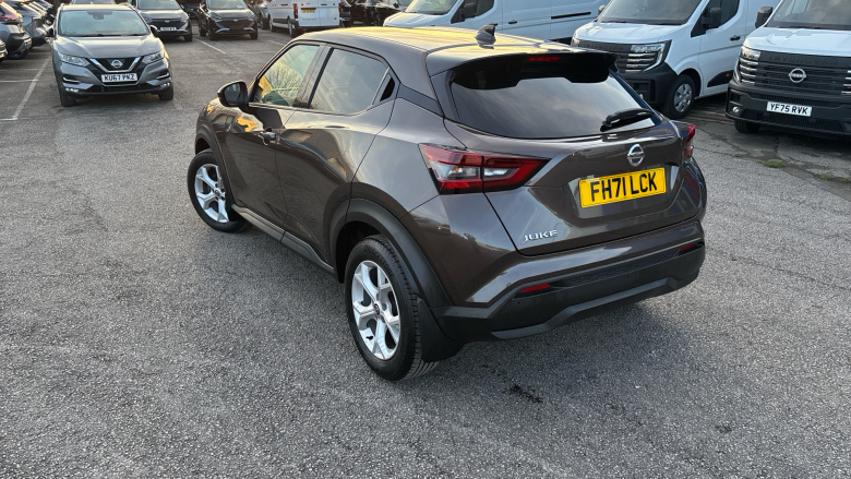 Nissan Juke 1.0 DiG-T 114 N-Connecta 5dr Petrol Hatchback